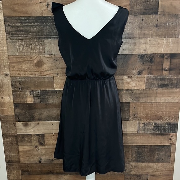 H&M Black Ruffle Dress Size 8 - Picture 6 of 6